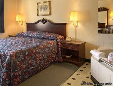 Rodeway Inn Florence - Cincinnati South Zimmer foto